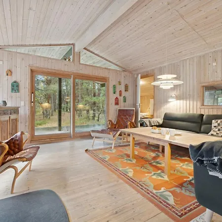 Tjegge - 500m From The Sea By Interhome