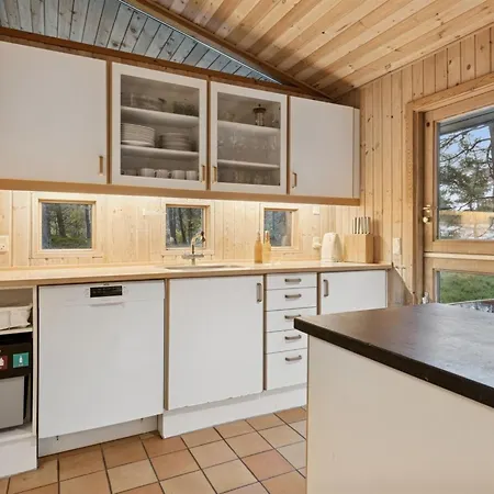 Tjegge - 500m From The Sea By Interhome *